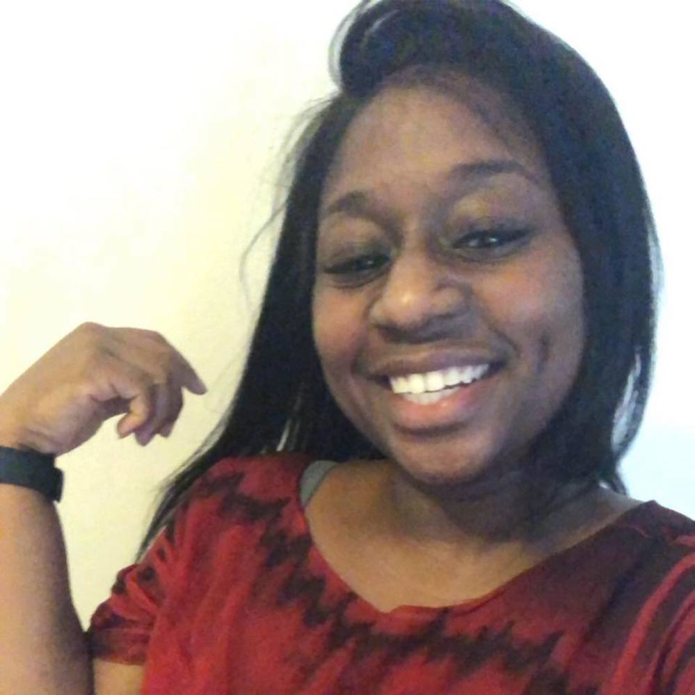 Meet your Posher, Cierra
